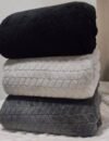 NEGRA,GRISC Y GRIS O Cobija de angel diseño espiga marcada
